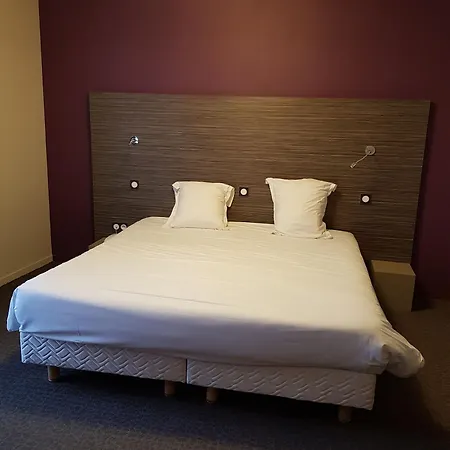 Logis A La Bonne Hotel Laval (Mayenne)