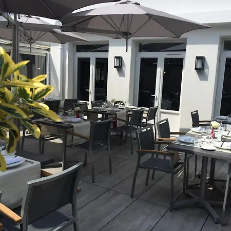 Logis A La Bonne Hotel