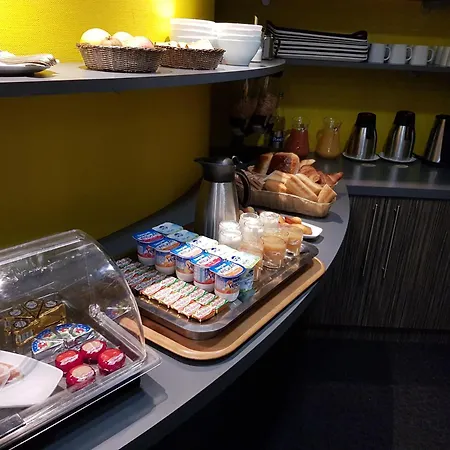 Logis A La Bonne Hotel Laval (Mayenne)