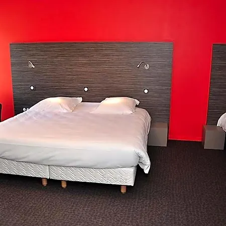 Logis A La Bonne Hotel