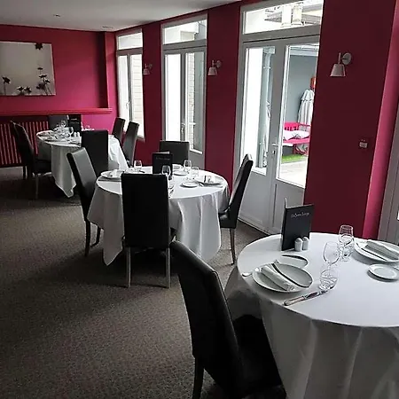Hotel Logis A La Bonne Laval (Mayenne)