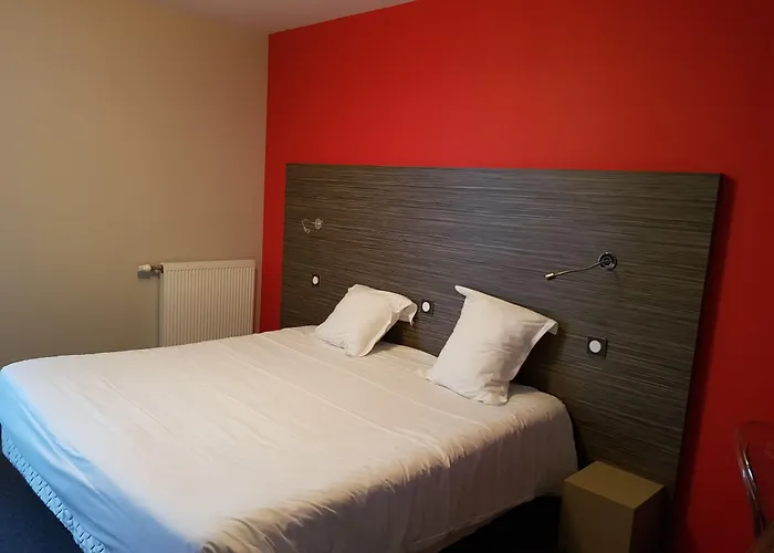 Logis A La Bonne Hotel