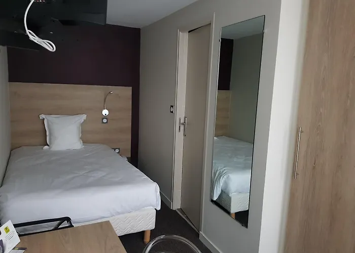 Hotel Logis A La Bonne