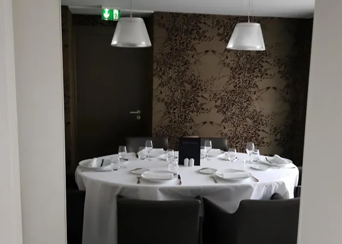 Logis A La Bonne 酒店 拉瓦勒