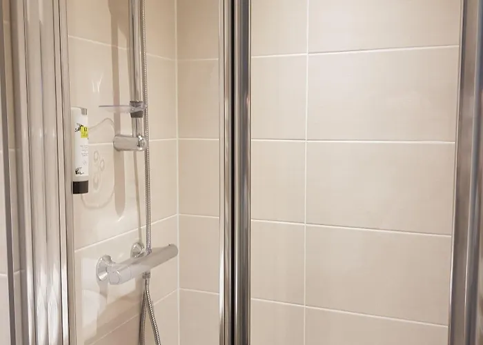 Hotel Logis A La Bonne